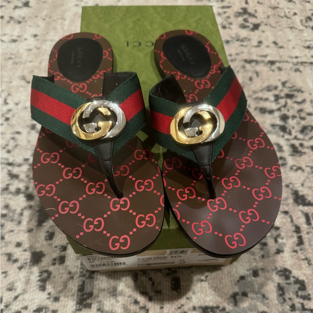 Gucci V.R.V/Nero Sandals